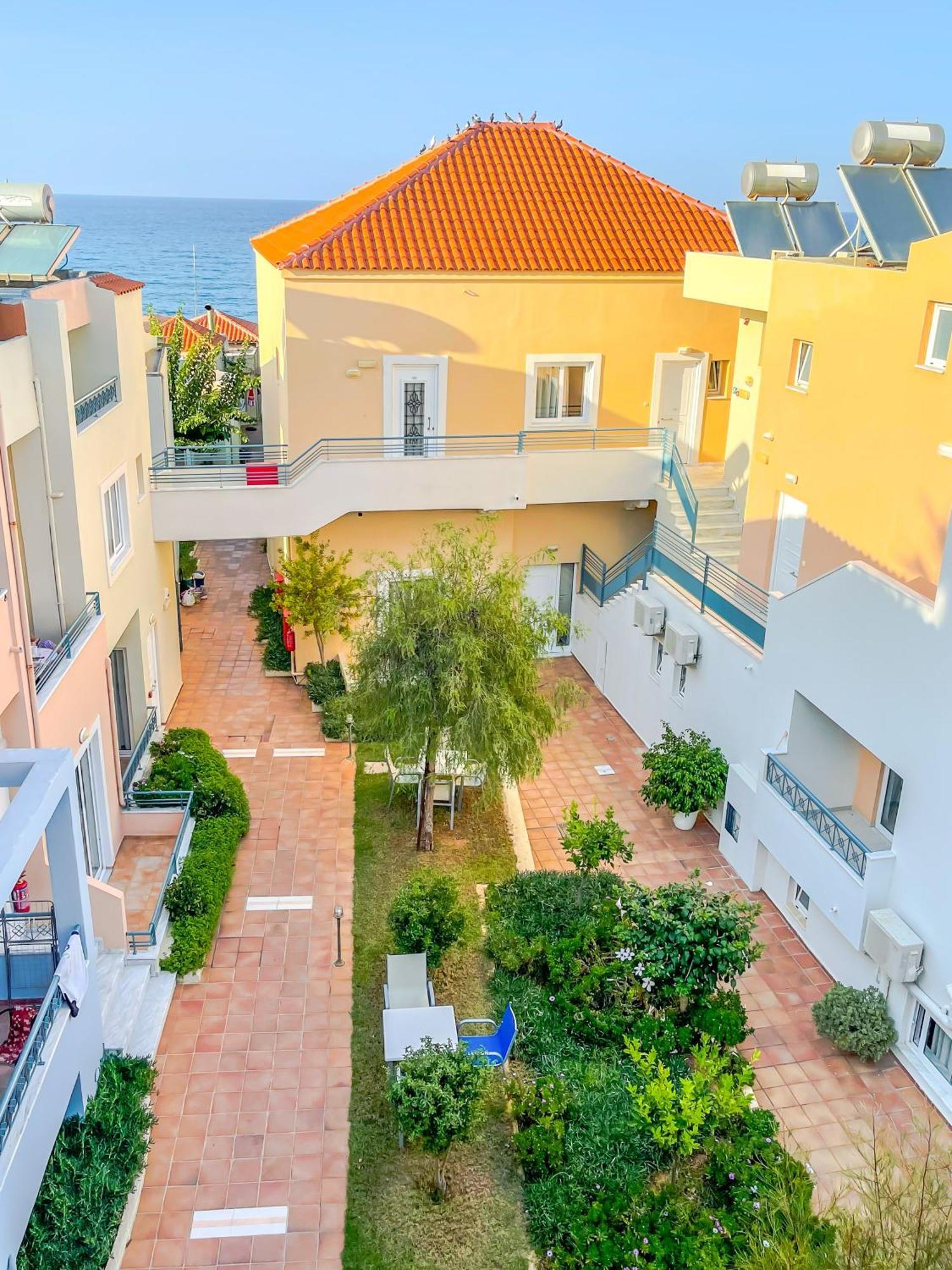 Melina Beach Platanias  Exterior photo
