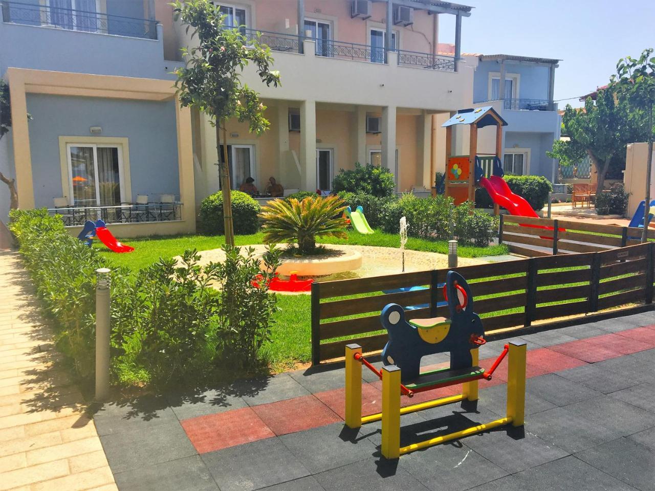 Melina Beach Platanias  Exterior photo
